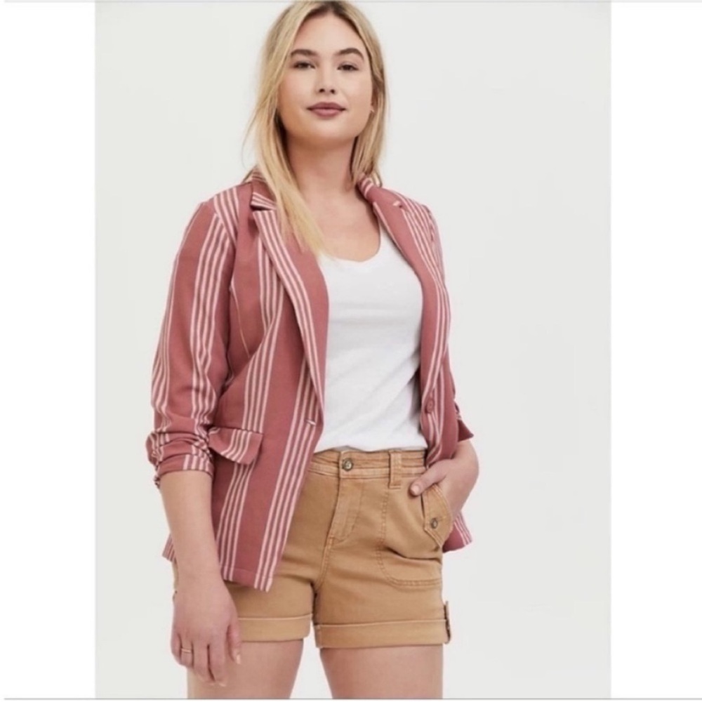 Torrid Longline Boyfriend blazer red dusty rose stripe